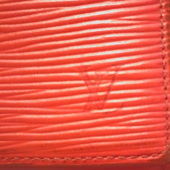 Louis Vuitton Red Epi Leather Wallet - Picture 2 of 16